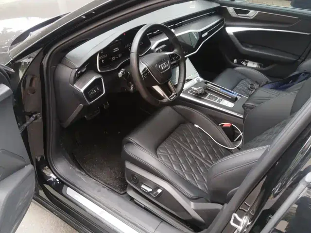 Audi A6L — Фото автомобиля 9