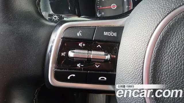 Kia Sorento Sorento 4-е поколение Бензин 2.5T 2WD — Фото автомобиля 14