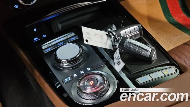 Genesis G80 Бензин 2.5 турбо AWD — Фото автомобиля 9