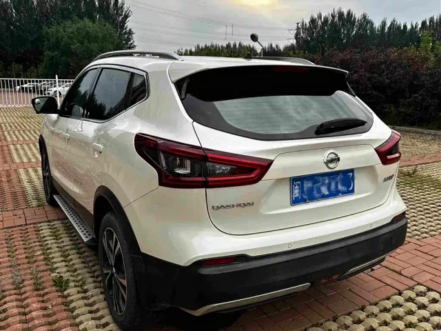 Nissan Qashqai — Фото автомобиля 17