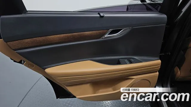 Genesis G80 RG3 — Фото автомобиля 14