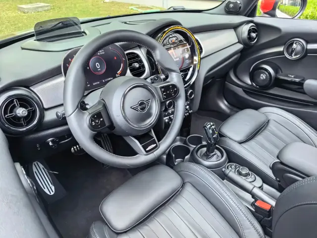 MINI John Cooper Works — Фото автомобиля 19