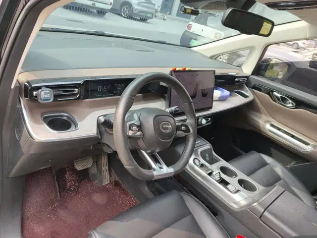 GAC Trumpchi E8 — Фото автомобиля 12