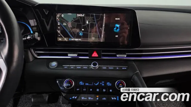 Hyundai Avante CN7 — Фото автомобиля 19