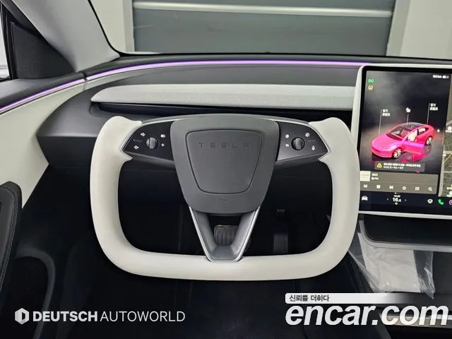 Tesla Model 3 — Фото автомобиля 15