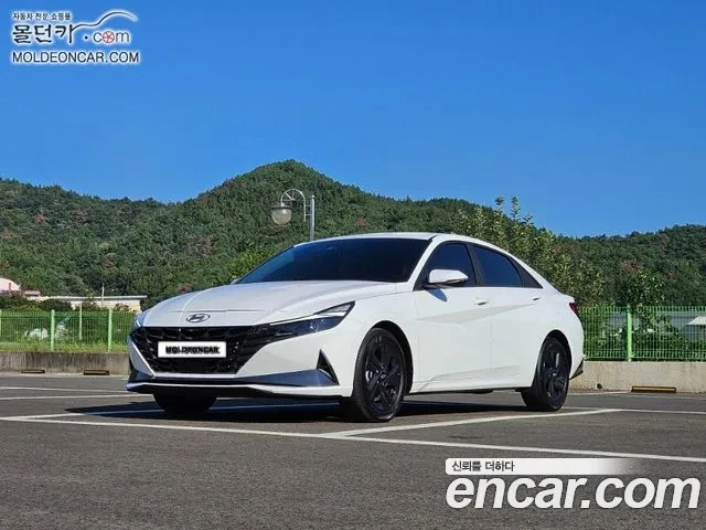 Hyundai Avante CN7 — Фото автомобиля 3