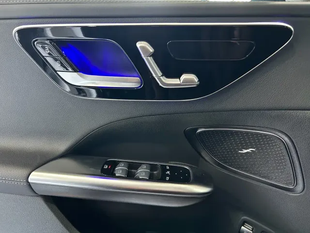 Mercedes-Benz C-Class — Фото автомобиля 17