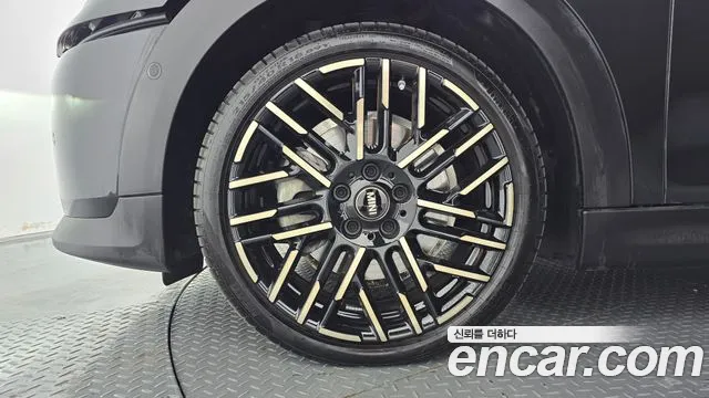 Mini Cooper — Фото автомобиля 4