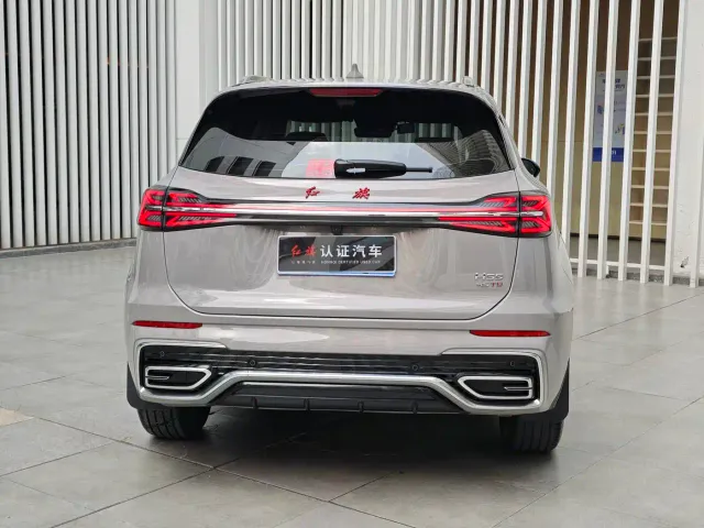Hongqi HS5 — Фото автомобиля 11