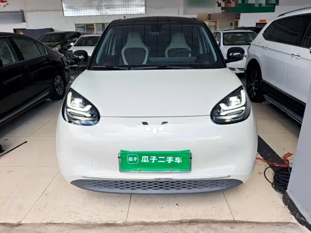 Wuling Bingo — Фото автомобиля 2