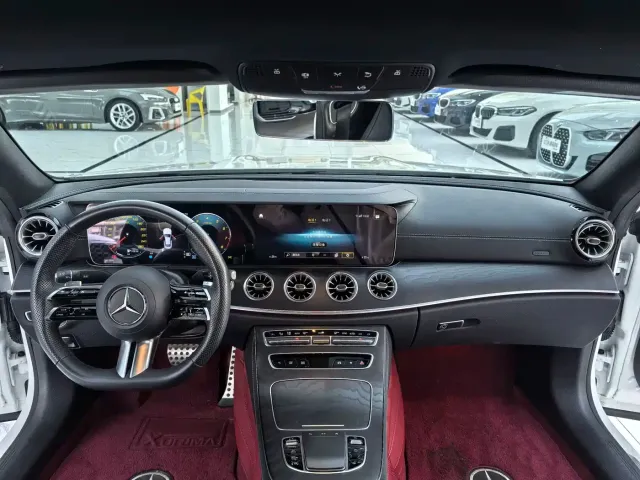 Mercedes-Benz E-Class — Фото автомобиля 7
