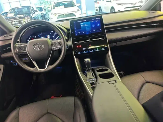 Toyota Avalon — Фото автомобиля 9