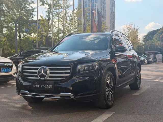Mercedes-Benz GLB-Class — Фото автомобиля 2