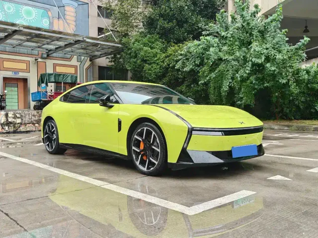 Xpeng P7 — Фото автомобиля 3