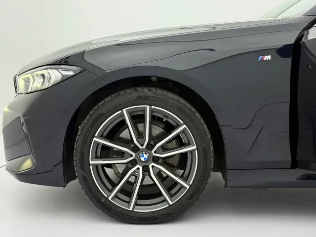 BMW 3 Series — Фото автомобиля 22
