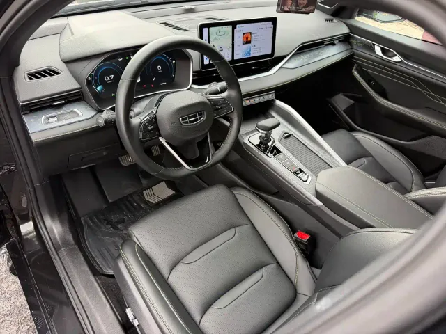 Geely Xingrui — Фото автомобиля 2