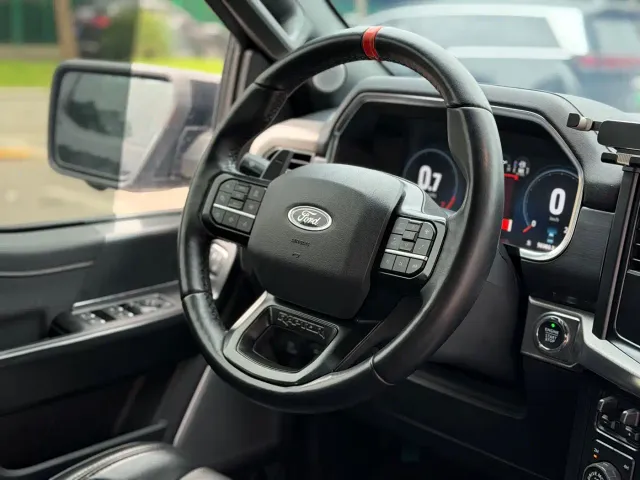 Ford F-150 Raptor — Фото автомобиля 10