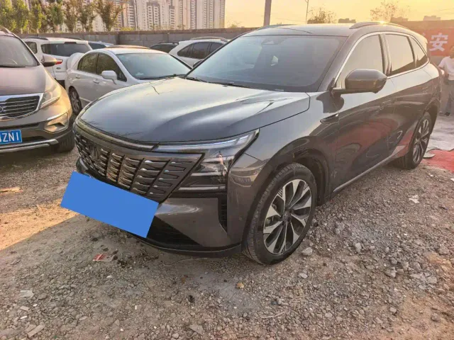 Фотография автомобиля — Changan CS75 Plus