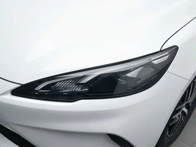 BYD Seal 05 DM-i — Фото автомобиля 7