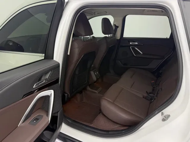 BMW X1 — Фото автомобиля 9