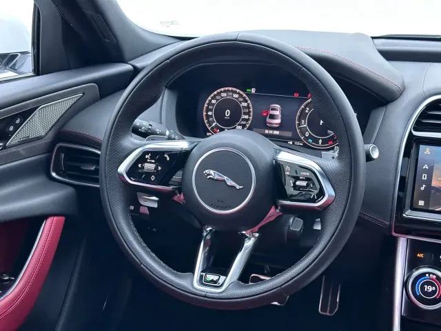 Jaguar XEL — Фото автомобиля 19