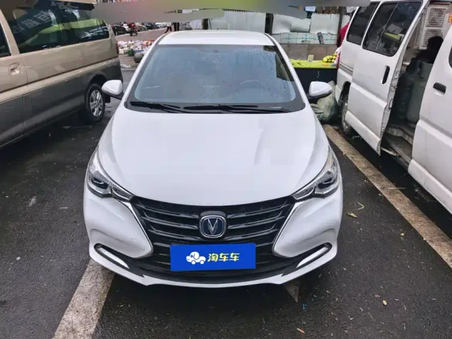 Changan Yuexiang — Фото автомобиля 2