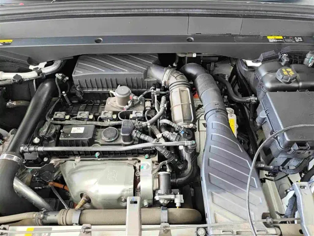 Li Auto L7 — Фото автомобиля 17