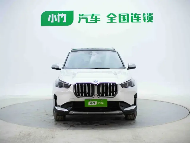 BMW X1 — Фото автомобиля 2