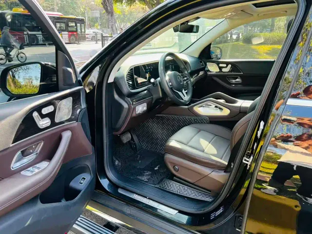 Mercedes-Benz GLE-Class — Фото автомобиля 8