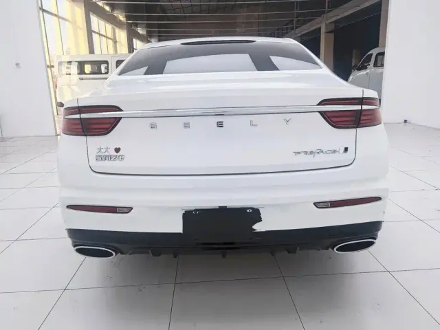 Geely Xingrui — Фото автомобиля 8