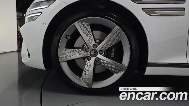 Genesis G80 RG3 — Фото автомобиля 5