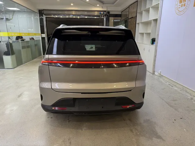 Hycan Auto Hycan Z03 2022 Model 510km Trendy Cool Edition 135kW 63.98kWh — Фото автомобиля 6
