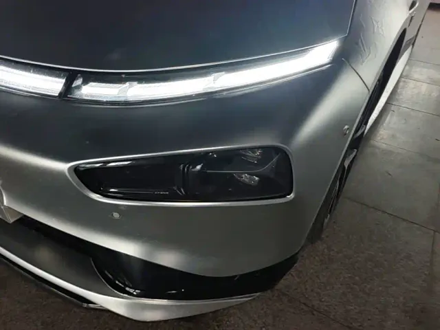 Xpeng P7 — Фото автомобиля 23