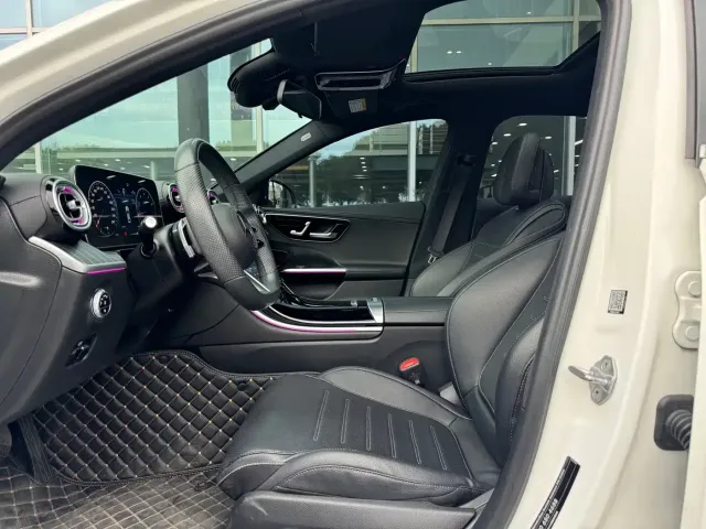 Mercedes-Benz C-Class — Фото автомобиля 13