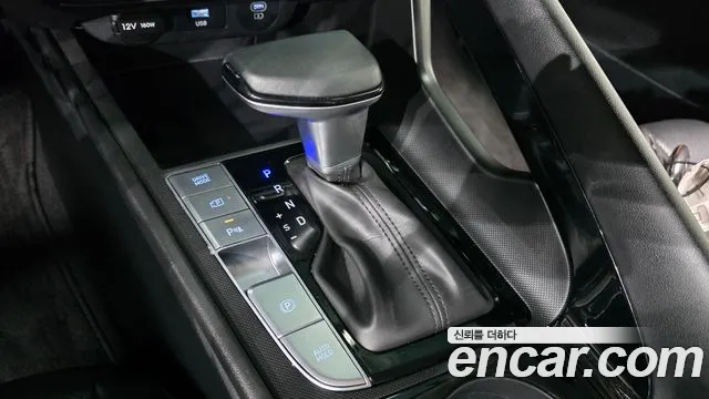 Hyundai Avante CN7 — Фото автомобиля 9