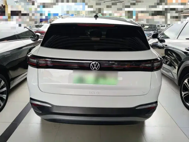 Volkswagen ID.4 X — Фото автомобиля 5