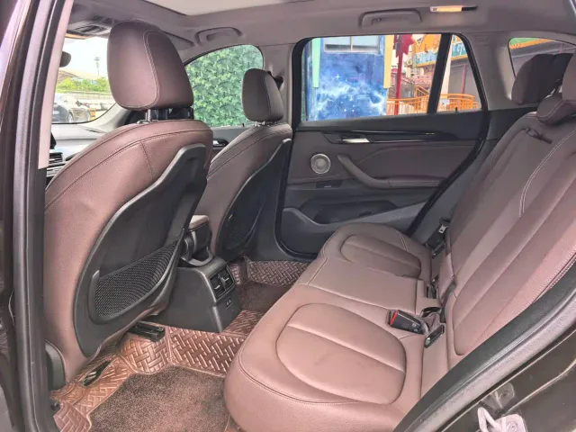 BMW X1 — Фото автомобиля 9