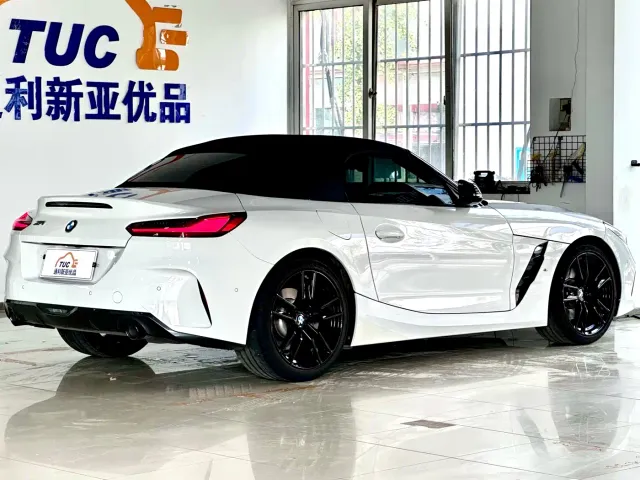 BMW Z4 — Фото автомобиля 7