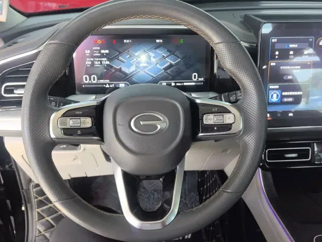 GAC Trumpchi GS8 — Фото автомобиля 4