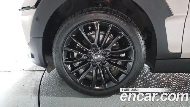 Mini Clubman — Фото автомобиля 3