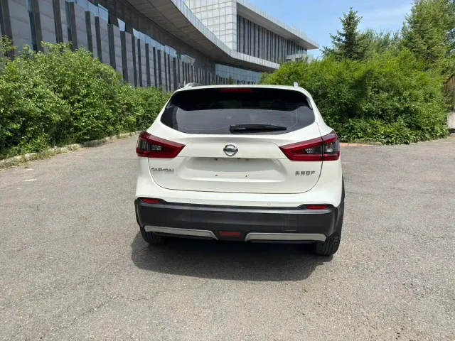 Nissan Qashqai — Фото автомобиля 20