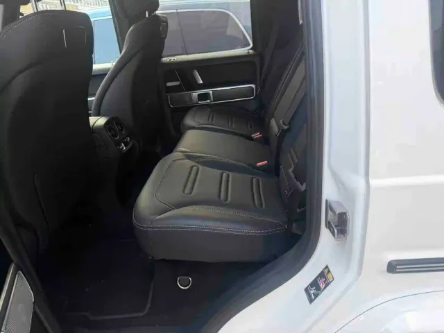 Mercedes-Benz G-Class — Фото автомобиля 3