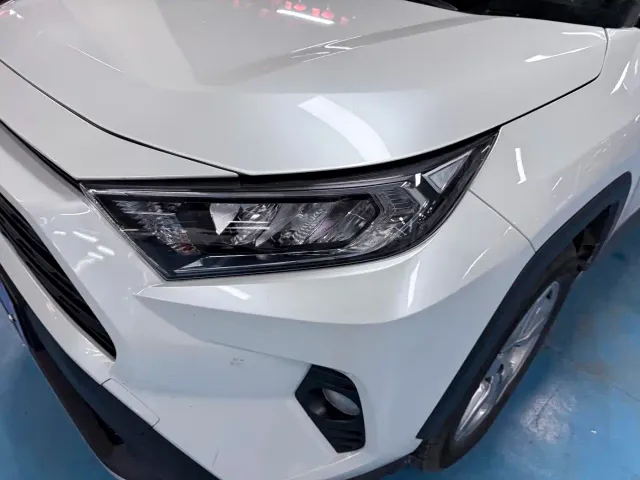 Toyota RAV4 — Фото автомобиля 5