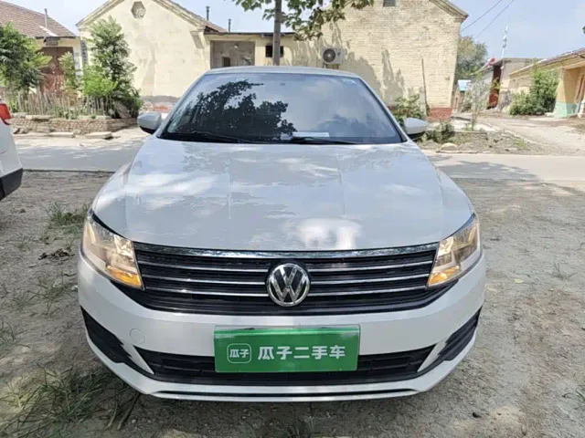 Volkswagen Lavida — Фото автомобиля 2