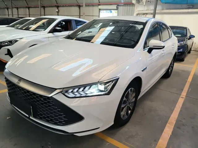 Фотография автомобиля — BYD Qin PLUS