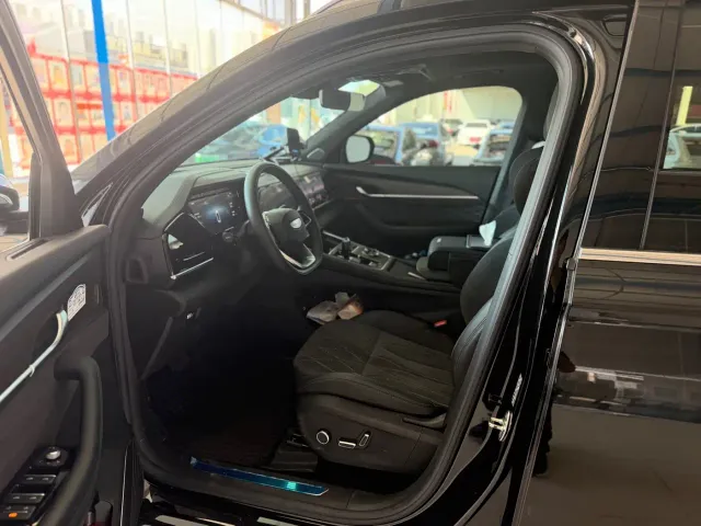 Geely Xingyue L — Фото автомобиля 5