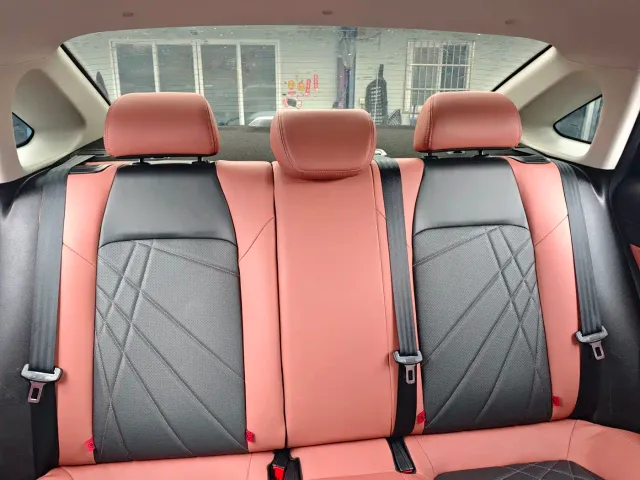 Changan Eado — Фото автомобиля 10