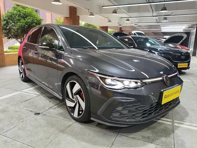 Volkswagen Golf GTI — Фото автомобиля 6