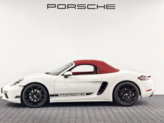 Porsche 718 — Фото автомобиля 7