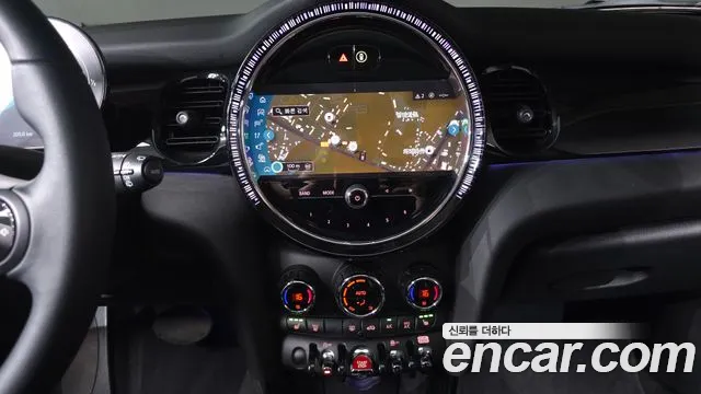 Mini Cooper Cooper Classic Plus — Фото автомобиля 18